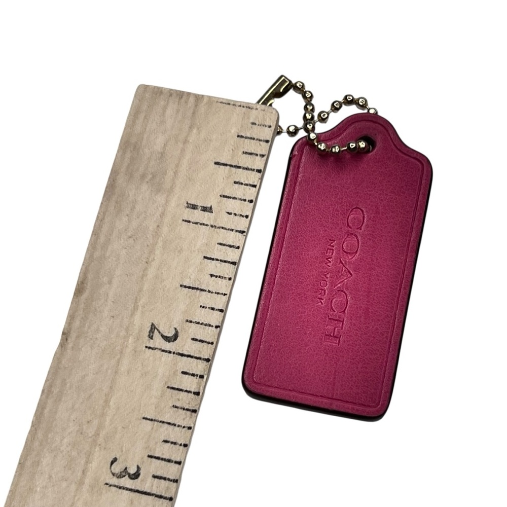 Coach New York pink Fuchsia smooth Leather Key Holder Keytag - Picture 4 of 8